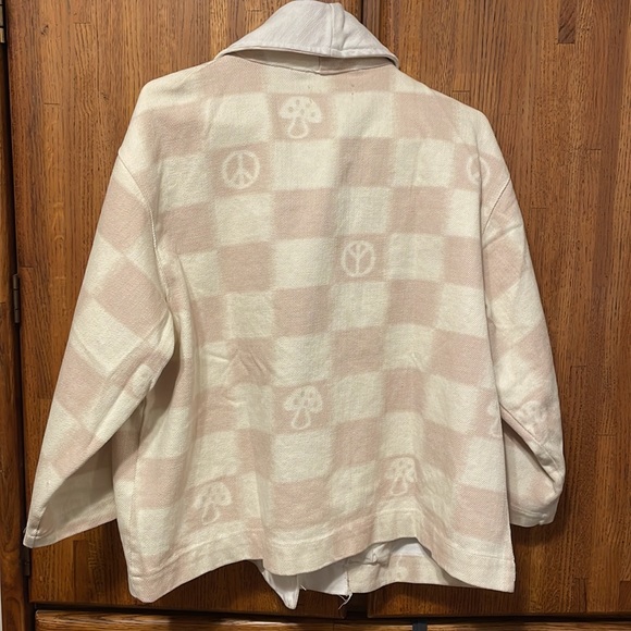 Urban Outfitters Checkered Jacket - Picture 5 of 6